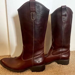 Born Boots Rich Brown size 9